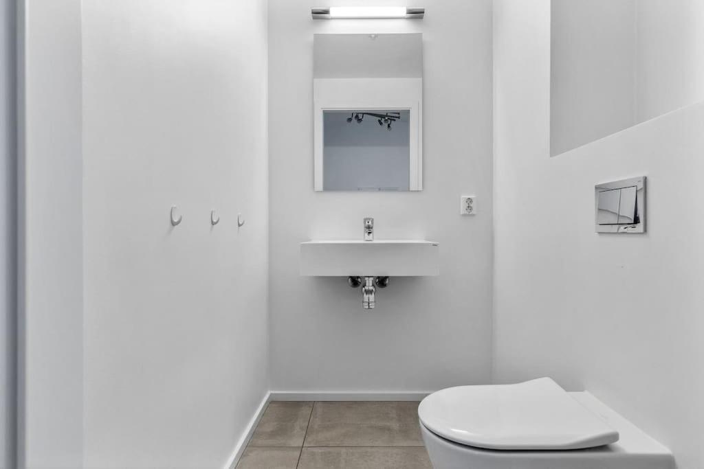 Superb By Opera House Apartment *